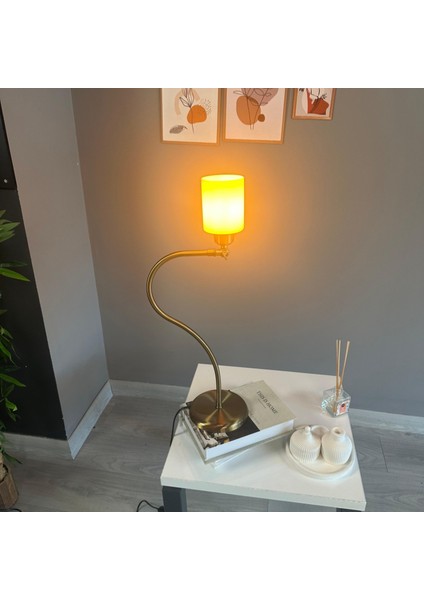 Tiny Cam Beyaz Masa Lambası Dekoratif Masaüstü Aydınlatma Hol Abajur Yatak Odası Başucu Lamba fırsatları