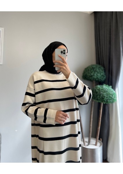 Çizgili Uzun Triko Elbise