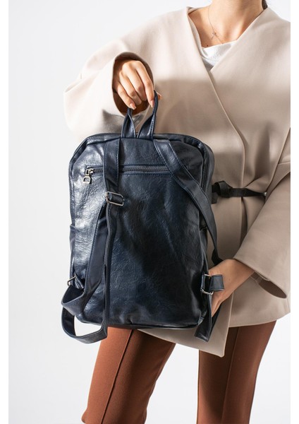 Suni Deri Yıkama Sırt çantası (Poliüretan) Lacivert MODEL:(571-14-16G) fiyatları
