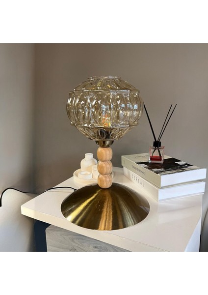 Şila Cam Bal Rengi Üç Boncuk Masa Lambası Dekoratif Masaüstü Aydınlatma Hol Yatak Odası Başucu Lamba modelleri