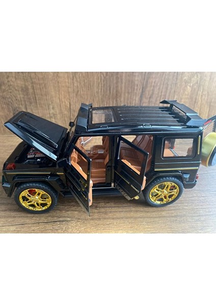 Mercedes G65 Jip Diecast Araba Metal Araba 6 Kapı Açılır Sesli Işıklı Diecast Mercedes Jip G63 indirimleri