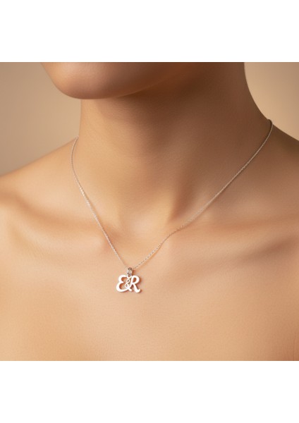 925 Ayar Gümüş Kolye E&r SM11290