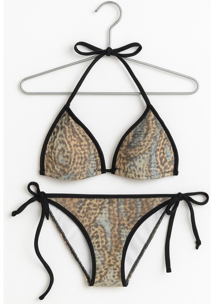 Leopar Desenli Üçgen Bikini Takımı – Ayarlanabilir Bağcıklı 1001-53 modelleri
