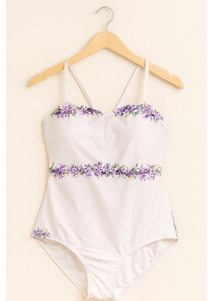 Kadın Beyaz Çiçek Desenli Tek Parça Mayo – Ince Askılı, Zarif Tasarım 0015-05 modelleri