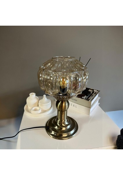 Şila Cam Bal Rengi Masa Lambası Dekoratif Masaüstü Aydınlatma Hol Abajur Yatak Odası Başucu Lamba