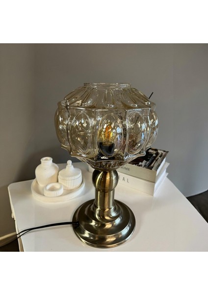 Şila Cam Bal Rengi Masa Lambası Dekoratif Masaüstü Aydınlatma Hol Abajur Yatak Odası Başucu Lamba fırsatları