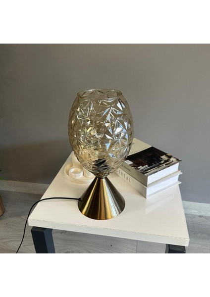 Veltro Cam Bal Rengi Masa Lambası Dekoratif Masaüstü Aydınlatma Hol Abajur Yatak Odası Başucu Lamba modelleri