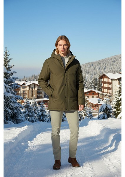 İçi Kürklü Su ve Rüzgar Geçirmez Cepli Kapüşonlu Erkek Mont