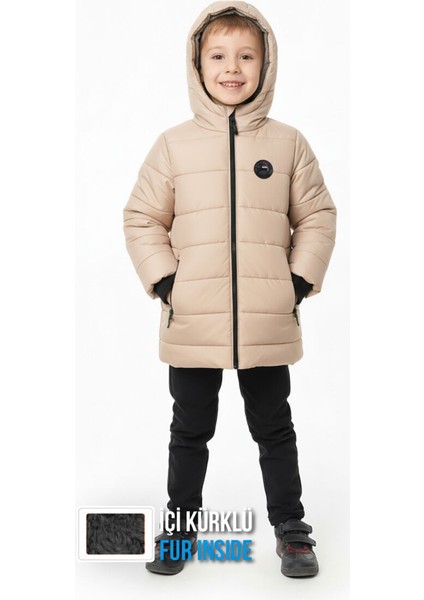 İçi Kürklü Su ve Rüzgar Geçirmez Erkek Çocuk Mont