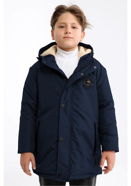 İçi Kürklü Su ve Rüzgar Geçirmez Erkek Çocuk Mont