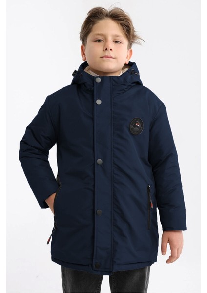 İçi Kürklü Su ve Rüzgar Geçirmez Erkek Çocuk Mont