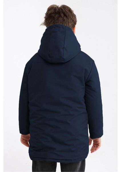 İçi Kürklü Su ve Rüzgar Geçirmez Erkek Çocuk Mont