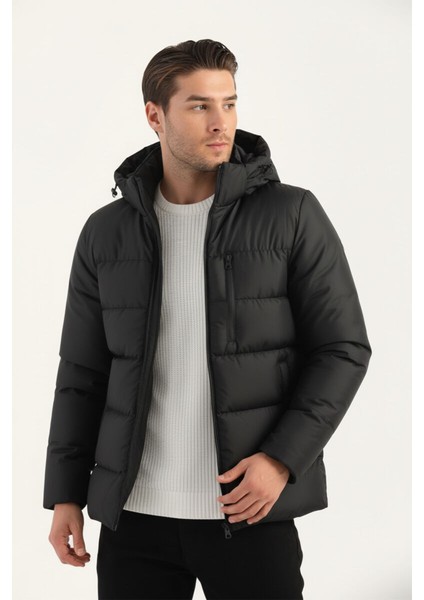 İçi Astarlı Su ve Rüzgar Geçirmez Cepli Kapüşonlu Erkek Mont