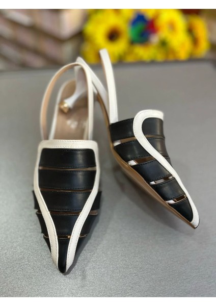 Siyah Beyaz Deri Slingback Topuklu Ayakkabı