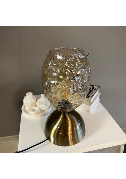 Veltro Cam Bal Rengi Masa Lambası Dekoratif Masaüstü Aydınlatma Hol Abajur Yatak Odası Başucu Lamba modelleri