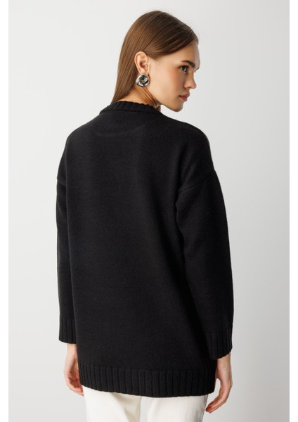 Yuvarlak Yaka Oversize Siyah Triko Kazak fırsatları