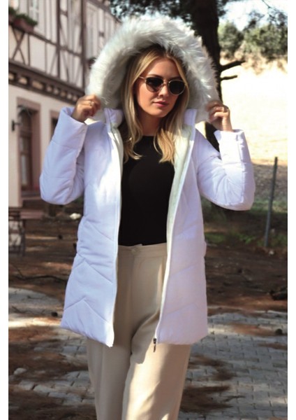 Kışlık Kürklü Kapüşonlu Kadın Şişme Mont fiyatları