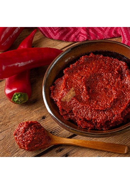 Adana Ev Yapımı Güneş Kurusu Tatlı Biber Salçası (3 kg) fiyatları