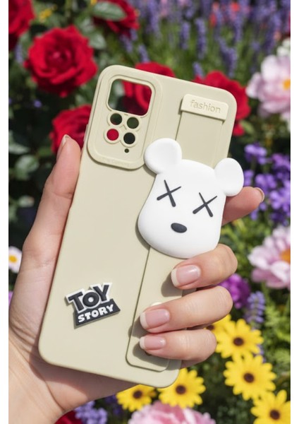 Redmi Note 12 Pro 4G Uyumlu Kılıf Bej Renk 3D Figürlü Darbe Emici Yumuşak Silikon Kapak