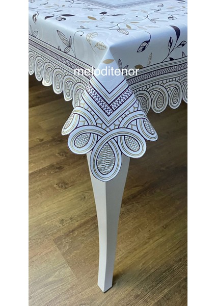 Astarlı Zincir Volanlı Oval Dalgalı Kenarlı Pvc Pano Muşamba Masa Örtüsü Kaymaz Silinebilir fırsatları