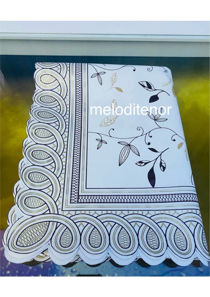 Astarlı Zincir Volanlı Oval Dalgalı Kenarlı Pvc Pano Muşamba Masa Örtüsü Kaymaz Silinebilir