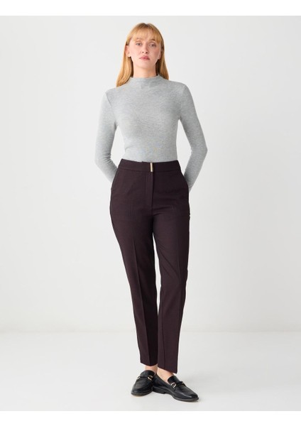 Mürdüm Dar Paça Normal Bel Metal Detaylı Dokuma Pantolon
