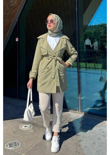 Kolu Kemer Detaylı Kısa Trençkot- Haki