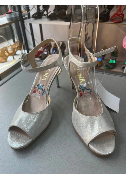 Gümüş Metalik Tek Atkı Model 8.5 cm 13 Pont Jurdan Taban Tango, Dans ve Abiye Ayakkabısı