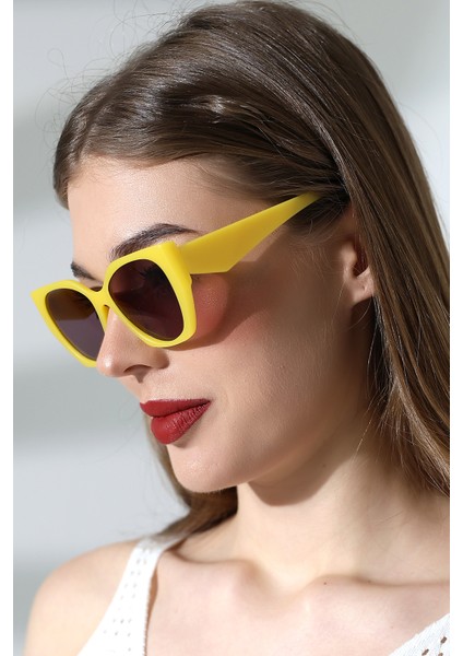 Kadın Oval Sarı Renkli Cam Mat Güneş Gözlüğü Garson Boy fırsatları