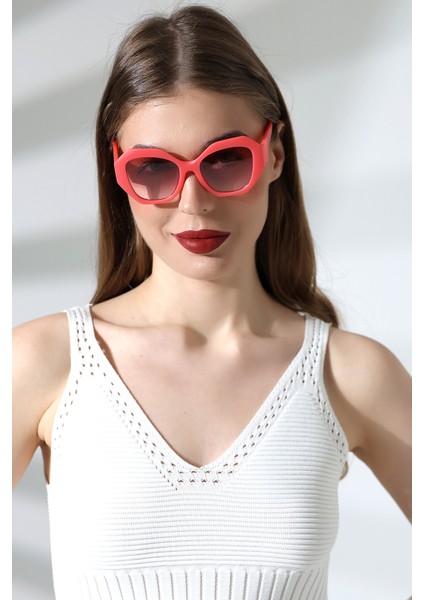 Kadın Oval Pembe Renkli Cam Mat Güneş Gözlüğü Garson Boy