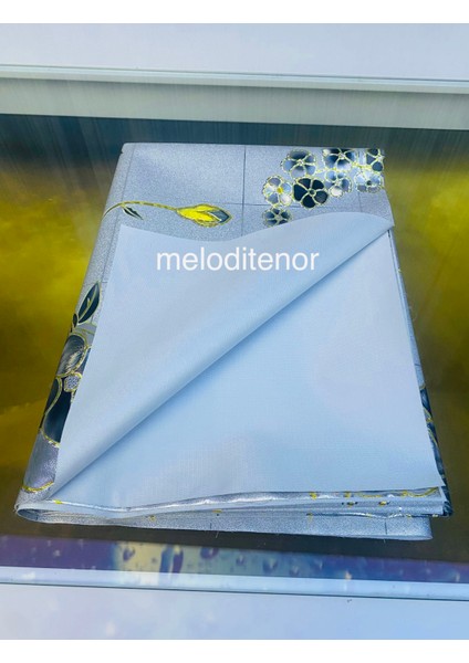 Iplik Dokuma Astarlı Sedefli Parlak Simli Yanardönerli Dökümlü Lüks Pvc Muşamba Masa Örtüsü fırsatları