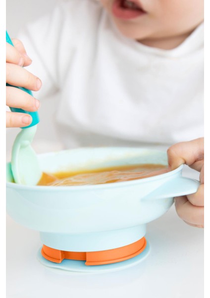 Süper Vakumlu Tabak ve 2'li Mama Kaşığı indirimleri