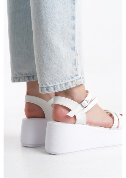 Kadın Deri Görünümlü Fermuarlı Siyah Uzun Çizme fiyatları