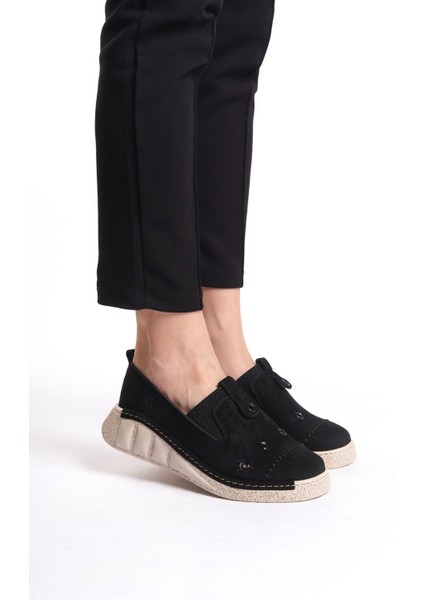 Yanları Kapalı Kalın Şeritli Ahşap Görünümlü Yüksek Dolgu Taban Yazlık Kadın Sandalet Ayakkabı