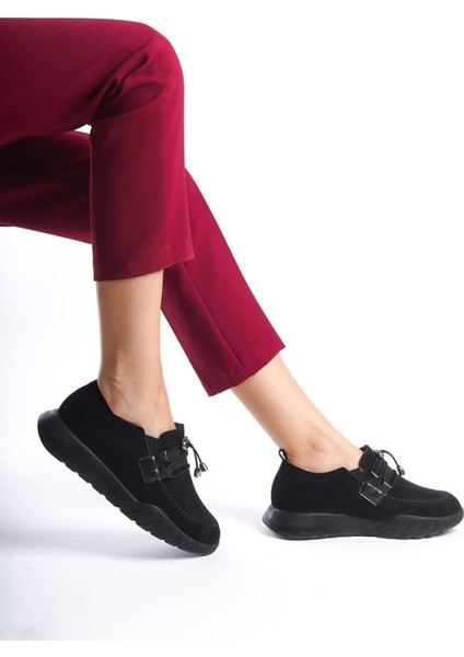 Yanları Kapalı Kalın Şeritli Ahşap Görünümlü Yüksek Dolgu Taban Yazlık Kadın Sandalet Ayakkabı modelleri