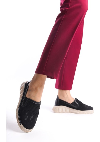 Yanları Kapalı Kalın Şeritli Ahşap Görünümlü Yüksek Dolgu Taban Yazlık Kadın Sandalet Ayakkabı