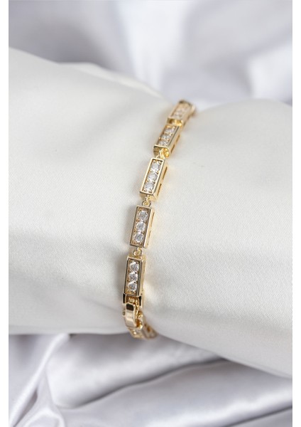 Pirinç VIP Seri Gold Renk Parçalı Model Kadın Bileklik