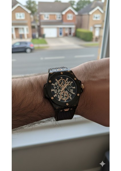 Erkek Kol Saati Siyah Renk, Gümüş Kadran - Multifonksiyon, 2 Yıl Garantili modelleri