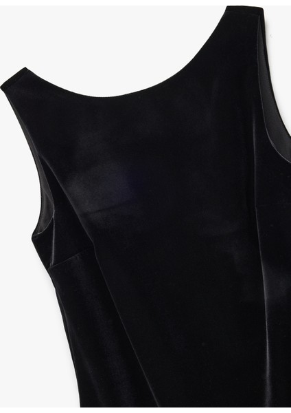 Kolsuz Fiyonklu A Kesim V Yaka Kadife Mini Abiye Elbise modelleri