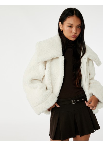 Geniş Yaka Fermuarlı Cep Detaylı Suni Kürk Ceket fiyatları