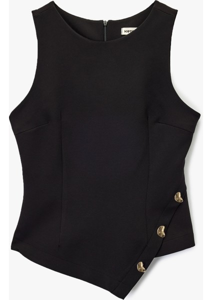 Asimetrik Kesim Aksesuar Detaylı Bisiklet Yaka Kolsuz Bluz