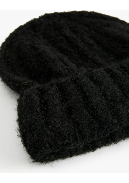 Yumuşak Dokulu Katlama Detaylı Kırçıllı Örgü Bere modelleri