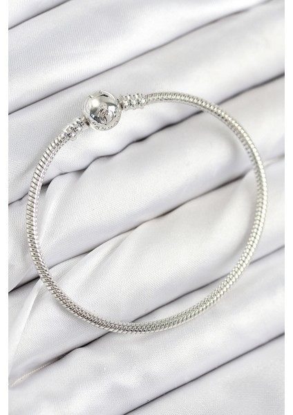 Pirinç Charm Topcuk Model Gümüş Renk Kadın Bileklik