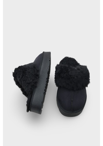 Florri Tüylü Burnu Kapalı Kadın Terlik