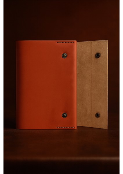 Hakiki Deri Kitap Kılıfı – El Yapımı Çıtçıtlı Deri Defter & Kitap Kılıfı