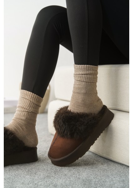 Florri Tüylü Burnu Kapalı Kadın Terlik fiyatları