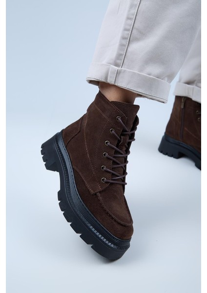 Ayra Kadın Hakiki Deri Bağcıklı Burnu Köşeli Kahve Bot fırsatları