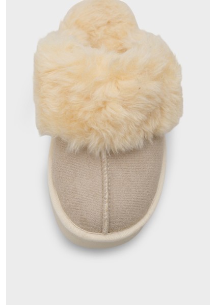 Florri Tüylü Burnu Kapalı Kadın Terlik fırsatları