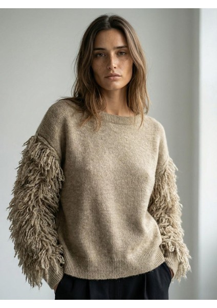 Kadın Kolları Püsküllü Kazak Vizon