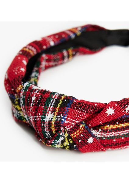 Ekoseli Düğüm Detaylı Kar Desenli Taç modelleri